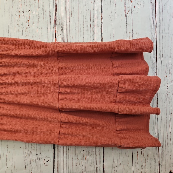 Gilli Dress - Picture 14 of 17